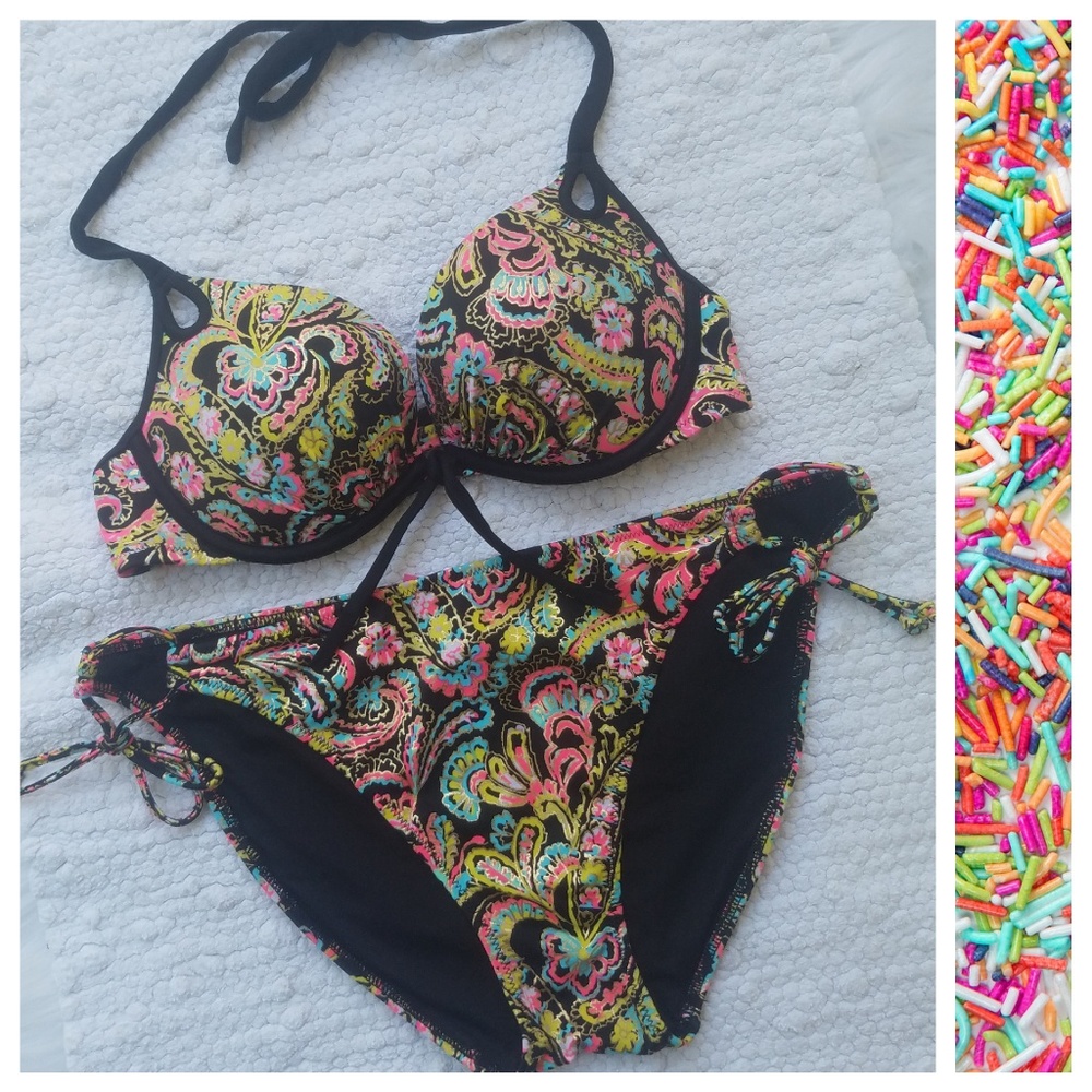 SOLD! Victoria Secret Bombshell RARE Black Bikini